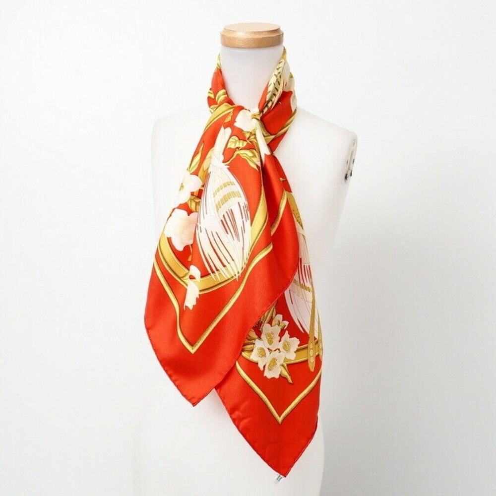 Vintage 1990’s Hermes, Caraibes silk scarf - Picture 2 of 5